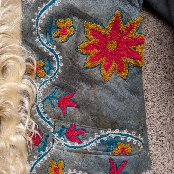 Afghan Shearling Embroidered Coat 70s - Picture 4 of 12